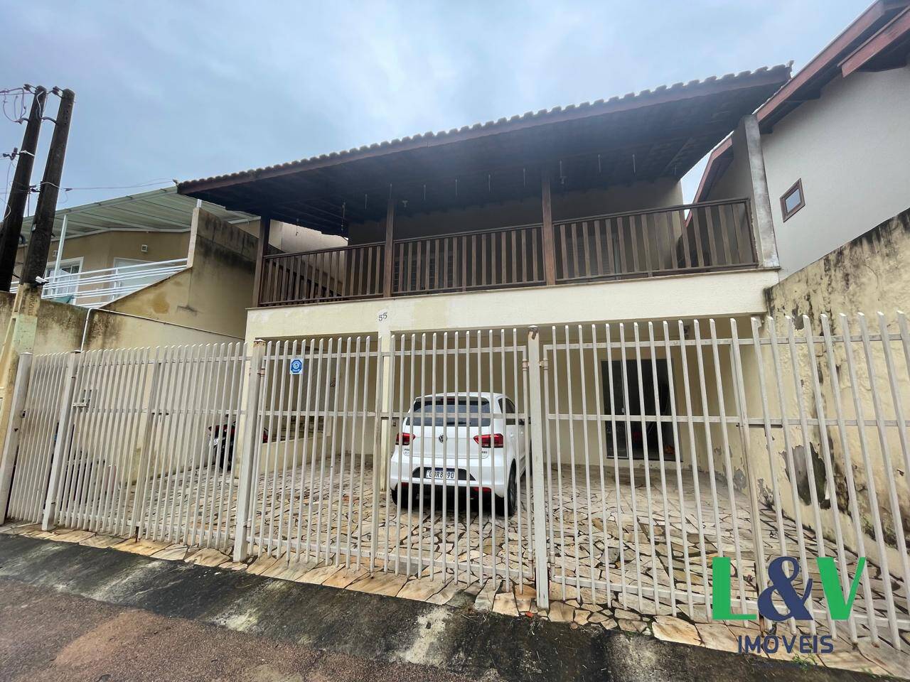 Casa à venda com 3 quartos, 164m² - Foto 4