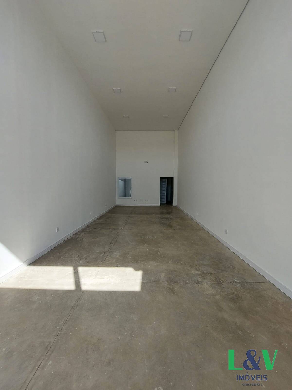 Loja-Salão para alugar, 74m² - Foto 4