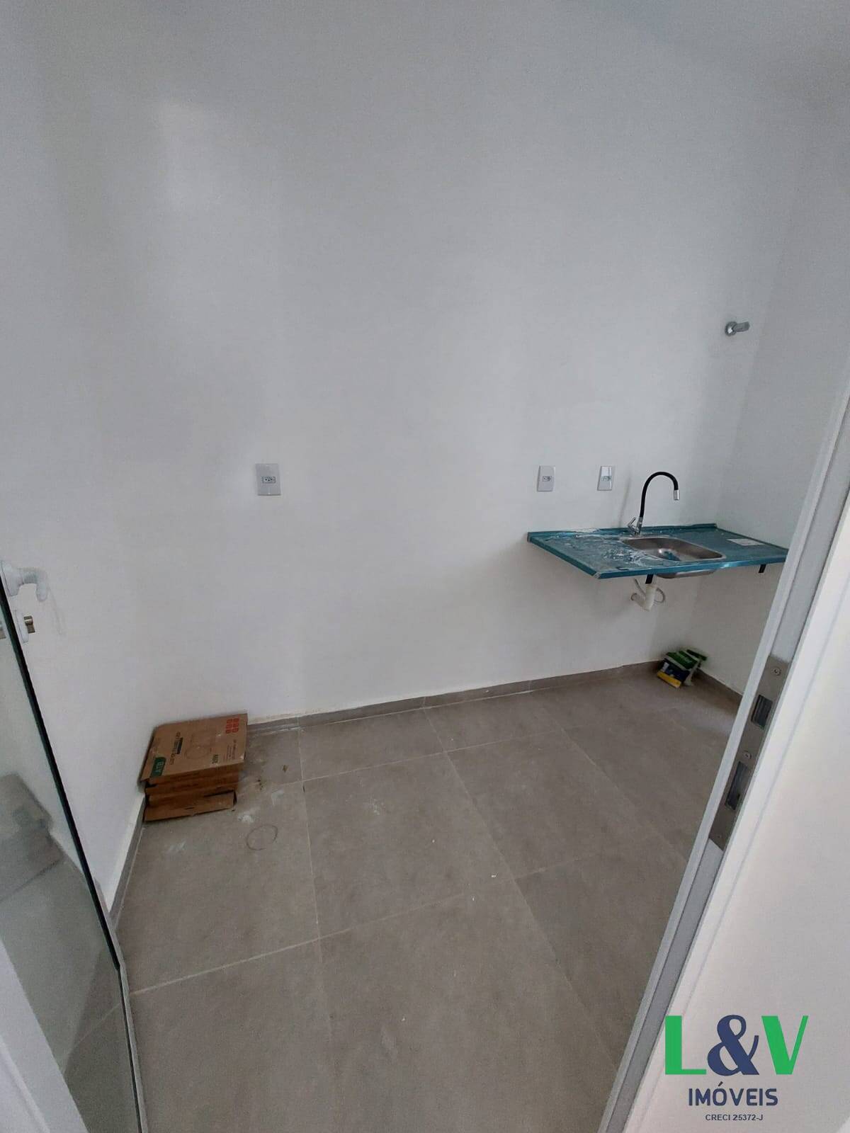 Loja-Salão para alugar, 74m² - Foto 12