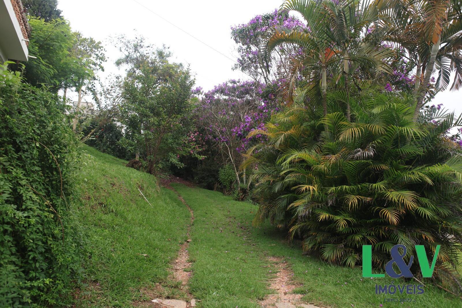 Chácara à venda com 5 quartos, 780m² - Foto 17