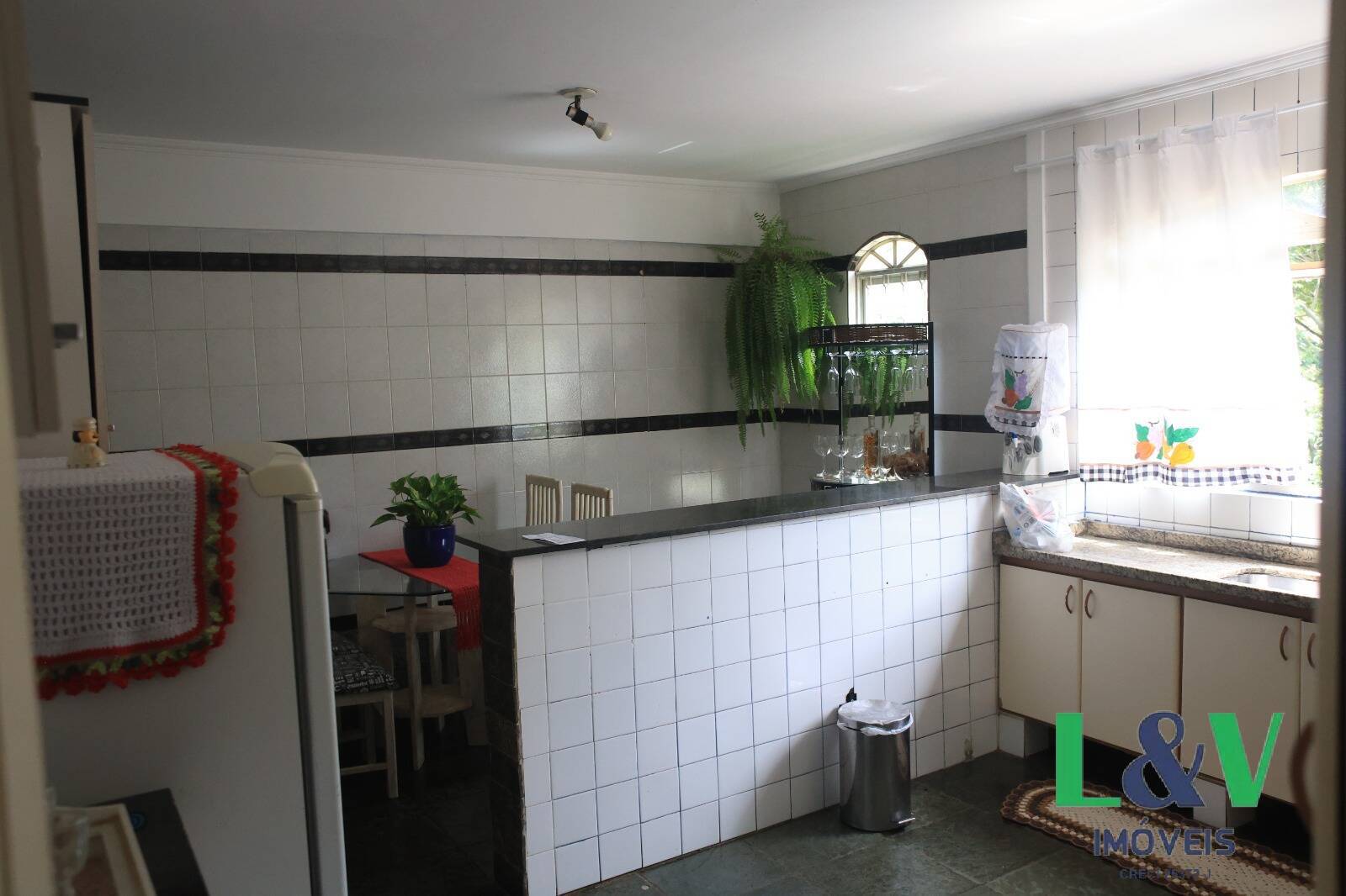 Chácara à venda com 5 quartos, 780m² - Foto 28