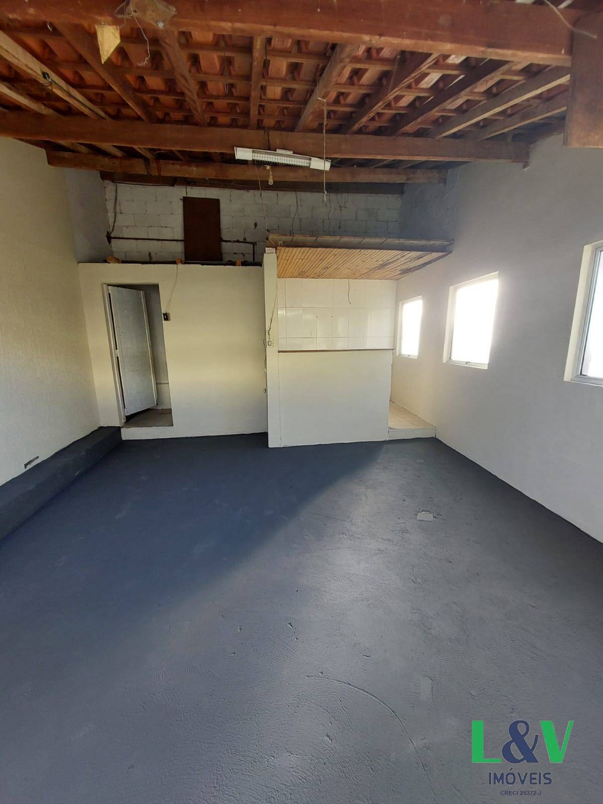 Casa para alugar com 2 quartos, 60m² - Foto 8