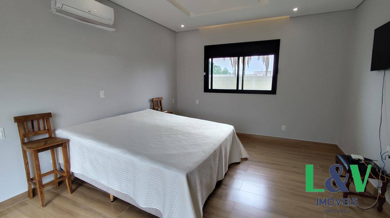 Casa de Condomínio à venda com 3 quartos, 340m² - Foto 9