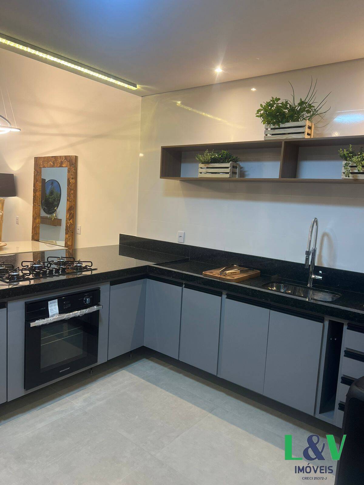 Casa de Condomínio à venda e aluguel com 3 quartos, 169m² - Foto 4