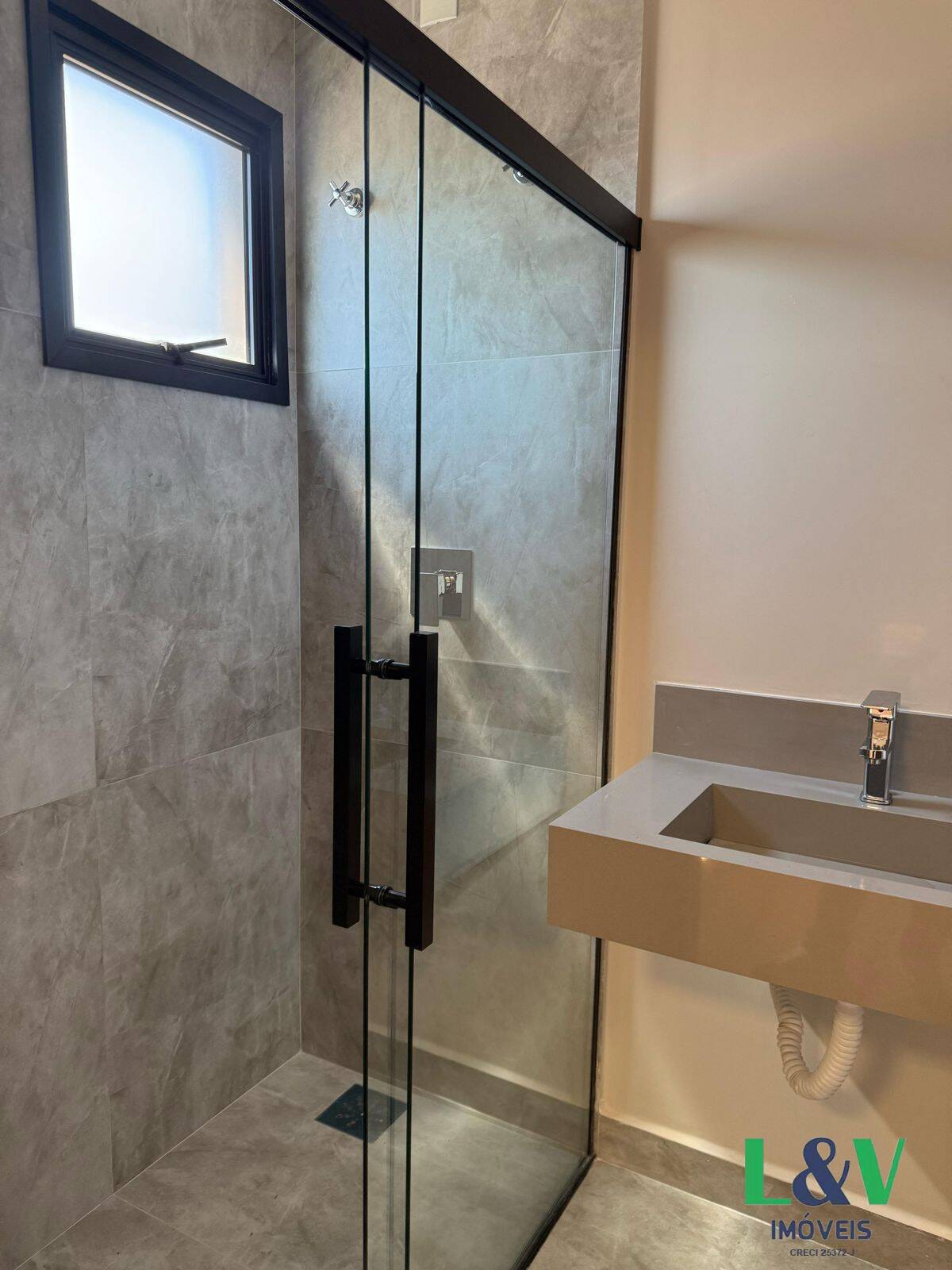 Casa à venda com 3 quartos, 150m² - Foto 11