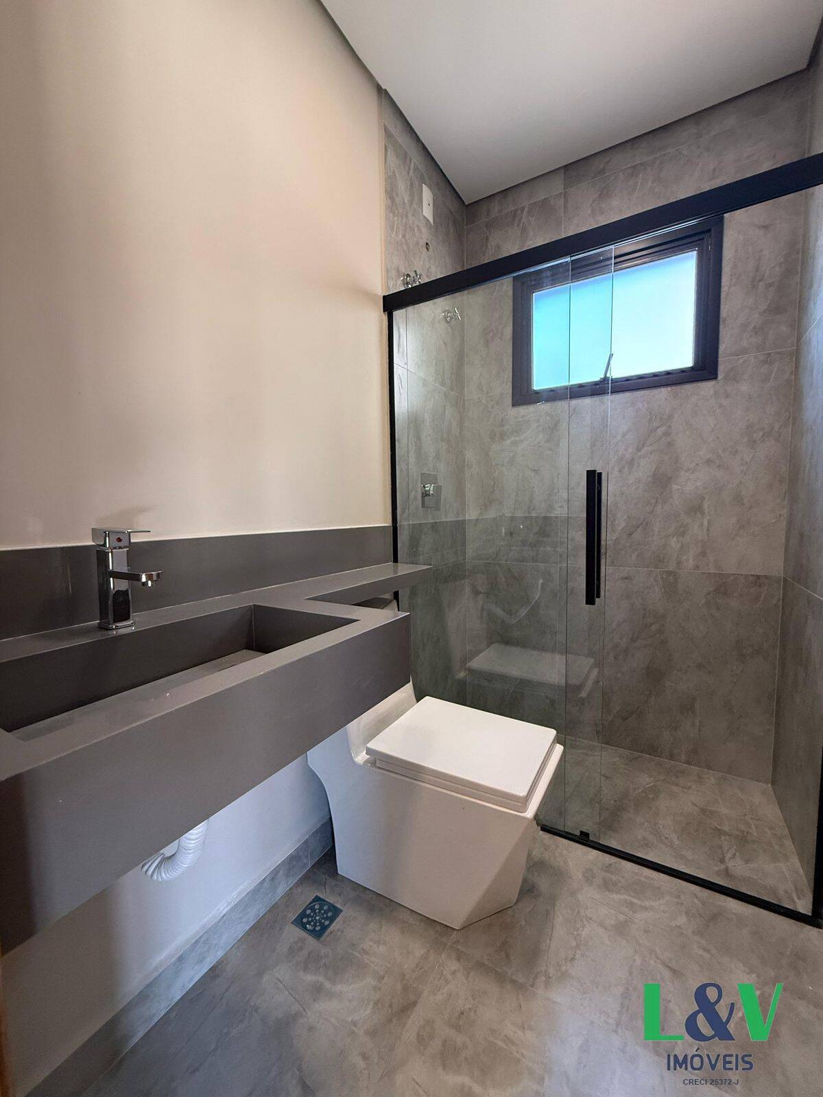 Casa à venda com 3 quartos, 150m² - Foto 17