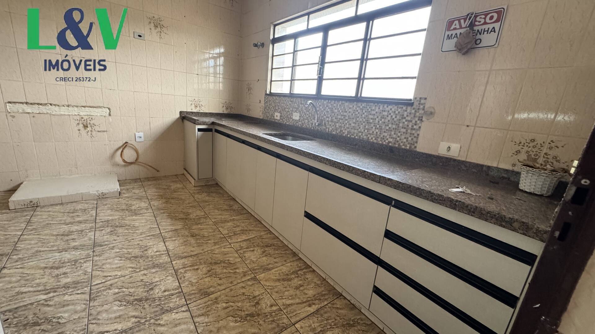 Sobrado, 3 quartos, 323 m² - Foto 6