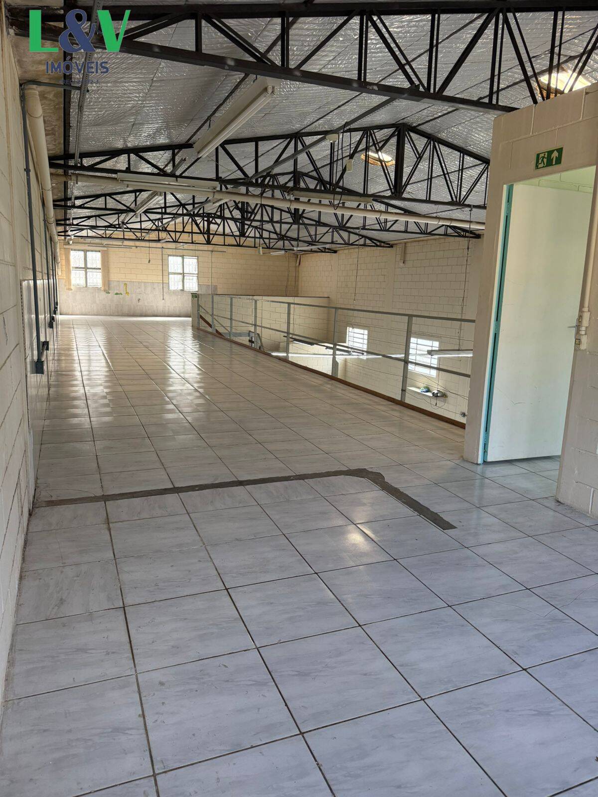 Depósito-Galpão, 340 m² - Foto 4