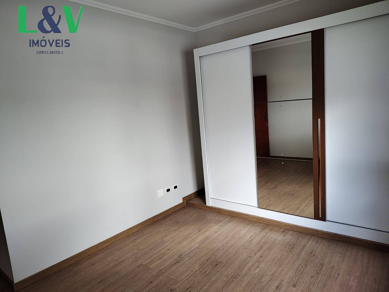 Casa, 4 quartos, 266 m² - Foto 8