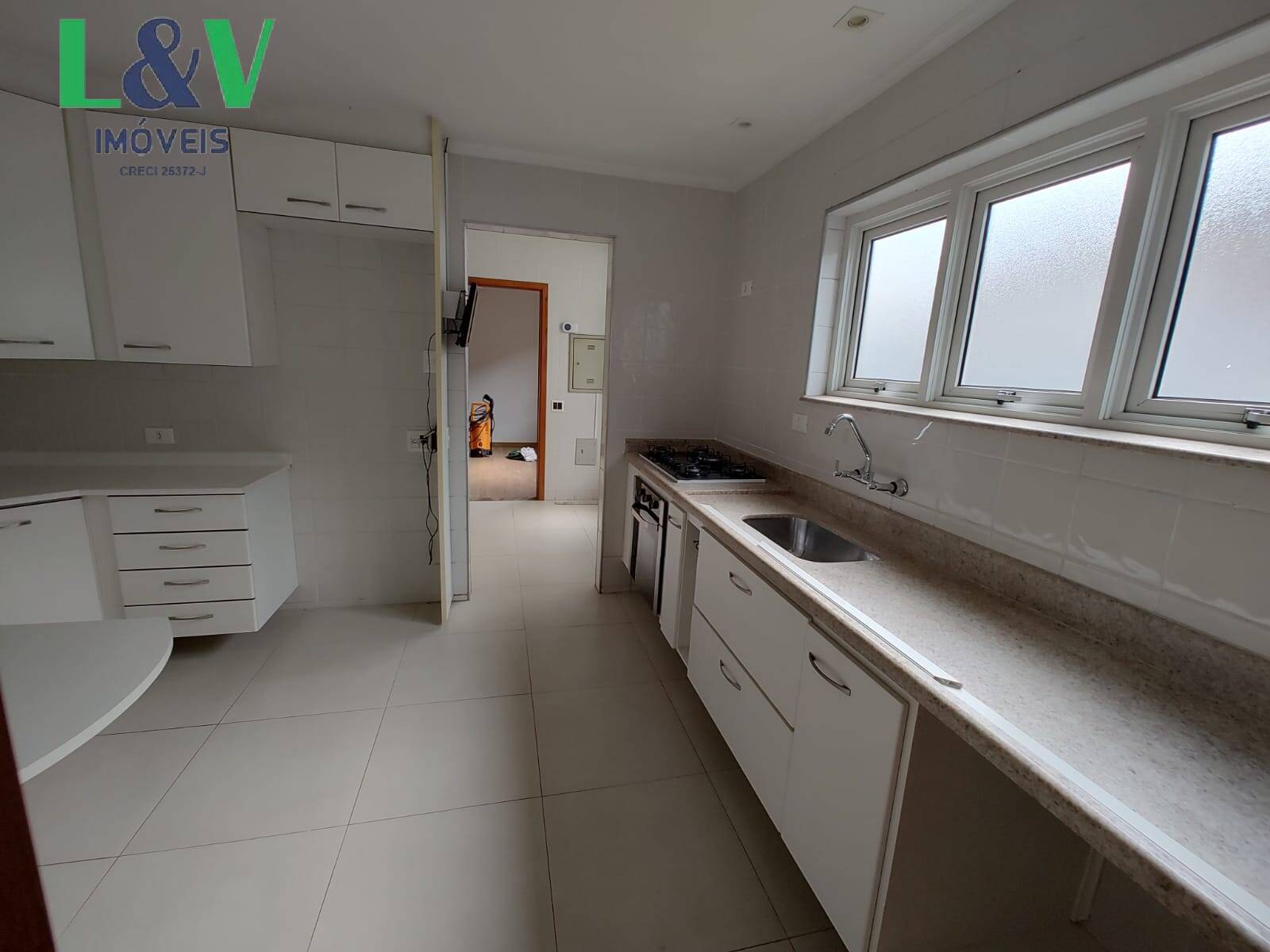 Casa, 4 quartos, 266 m² - Foto 15