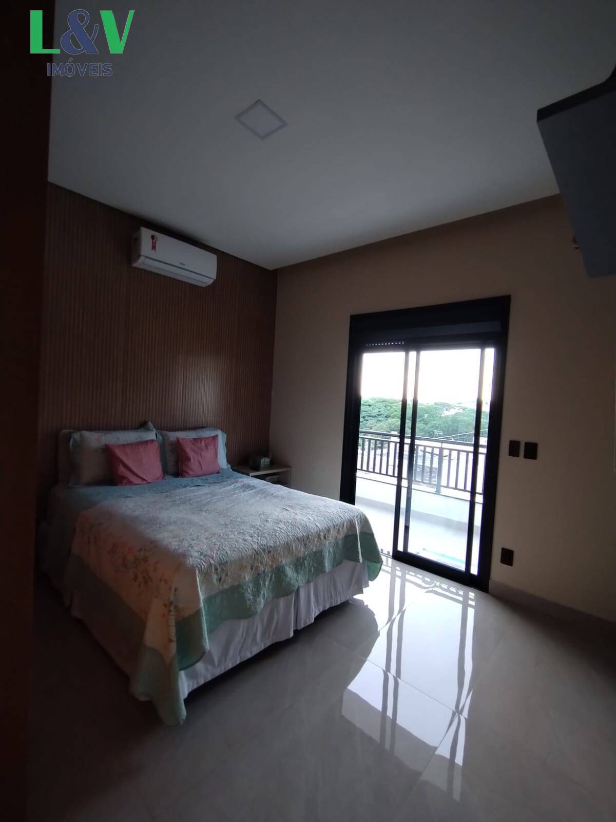 Casa, 3 quartos, 208 m² - Foto 5