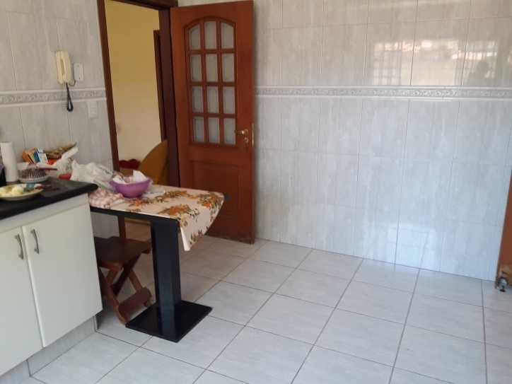 Casa à venda com 3 quartos, 269m² - Foto 28